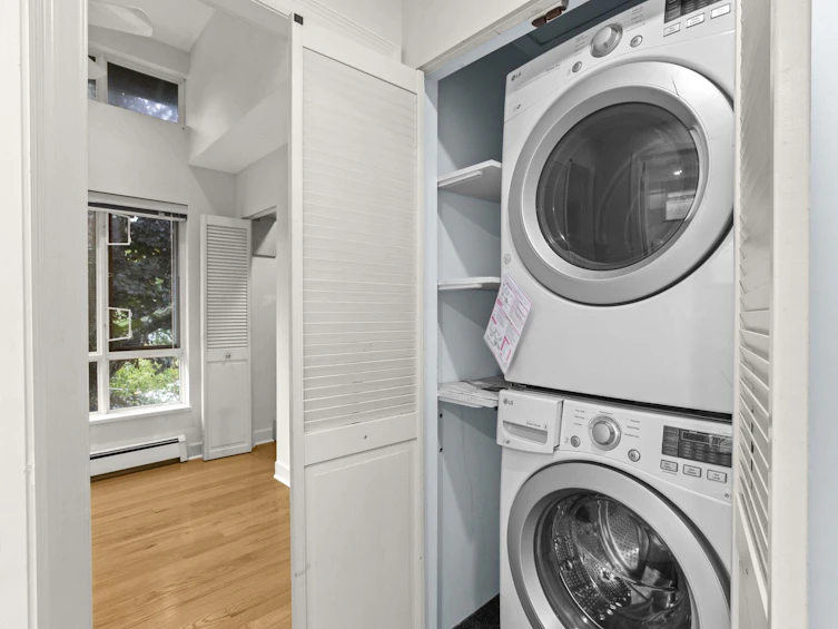 3135 Maple Street, Vancouver, BC, V6J 5K7 - 21