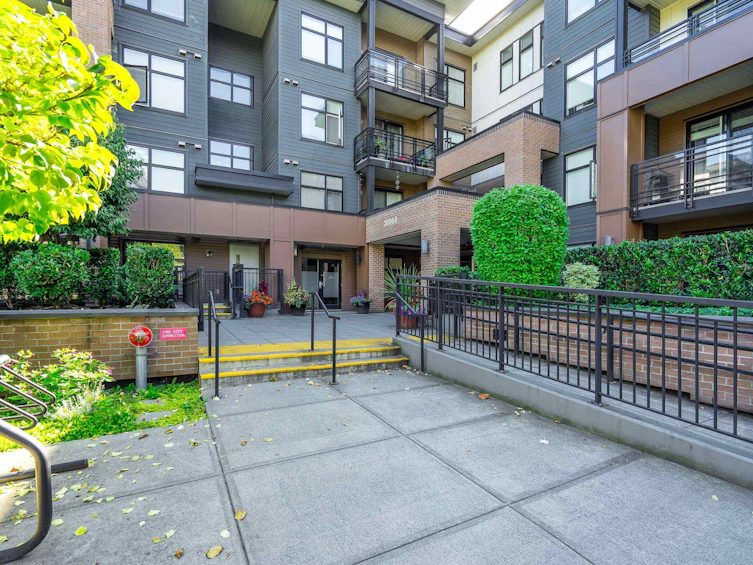 206-20068 Fraser Highway, Langley, BC, V3A 0H2 - 3