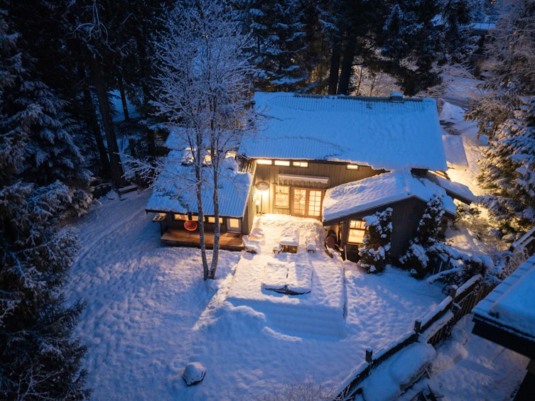 6411 Easy Street, Whistler, BC, V8E 0C5 - 35
