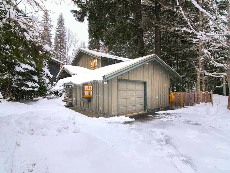 6411 Easy Street, Whistler, BC, V8E 0C5 - 10