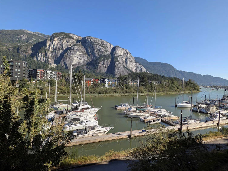 301-1468 Pemberton Avenue, Squamish, BC, V8B 0K2 - 3