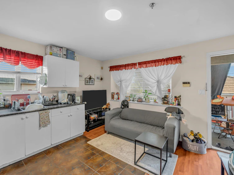 180 E 62nd Avenue, Vancouver, BC, V5X 2E6 - 10