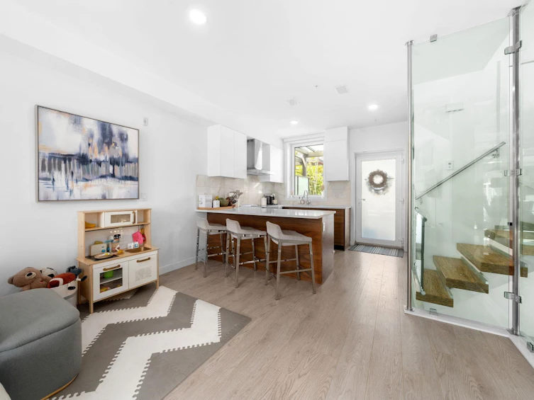35-720 E 3rd Street, North Vancouver, BC, V7L 0G7 - 16