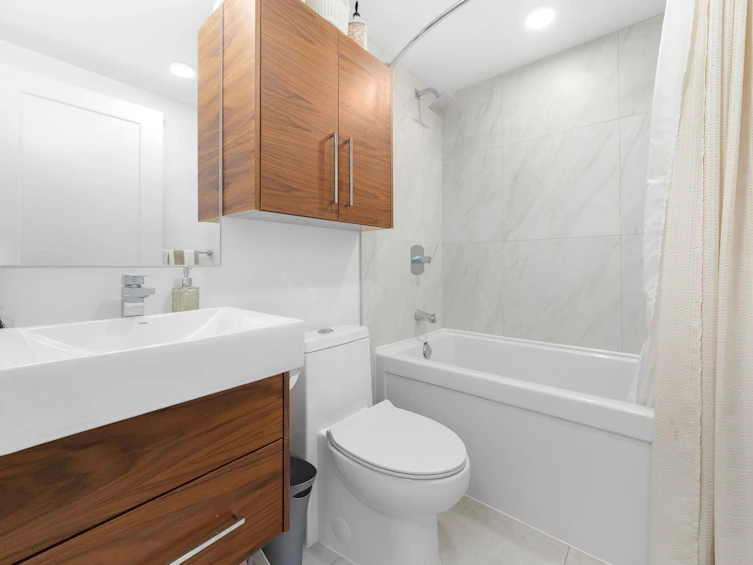 35-720 E 3rd Street, North Vancouver, BC, V7L 0G7 - 25