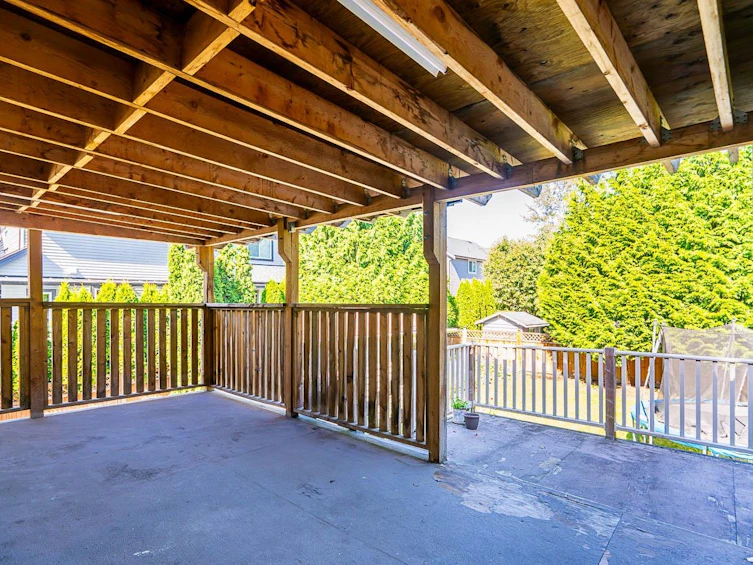 5886 184a Street, Surrey, BC, V3S 5S7 - 27