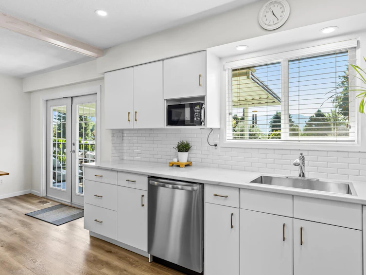 34288 Jasper Avenue, Mission, BC, V2V 6P3 - 11