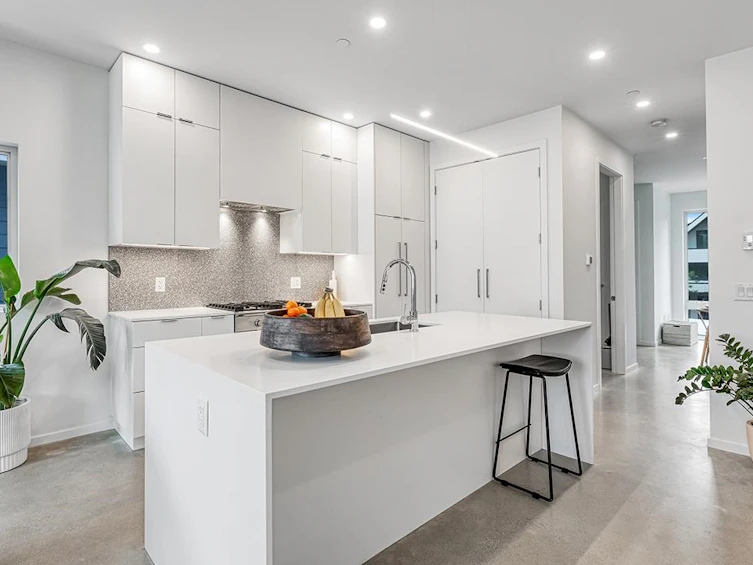 438 E 37th Avenue, Vancouver, BC, V5W 1E9 - 10