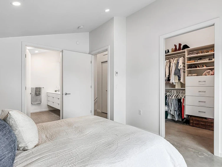 438 E 37th Avenue, Vancouver, BC, V5W 1E9 - 14