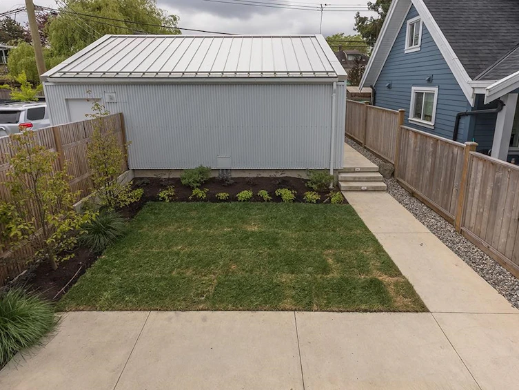 438 E 37th Avenue, Vancouver, BC, V5W 1E9 - 6