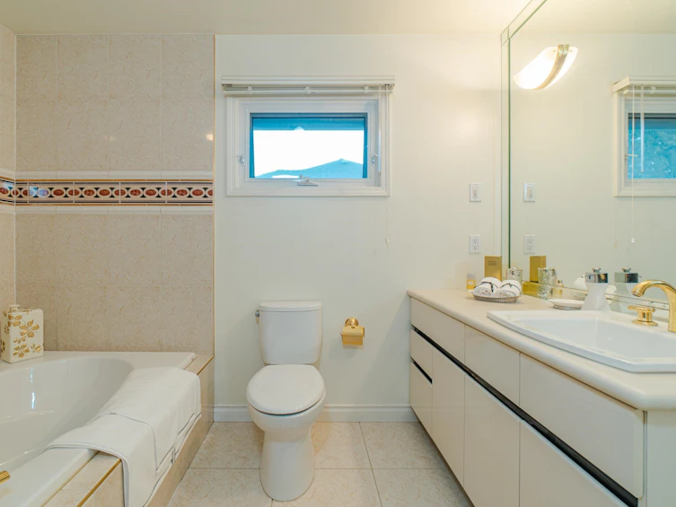 6787 Montgomery Street, Vancouver, BC - 24