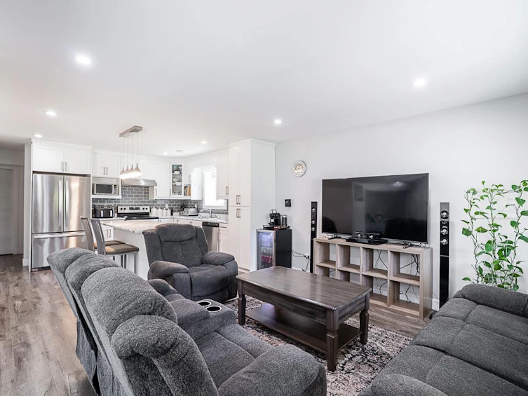 27562 48 Avenue, Langley, BC, V4W 0A3 - 28