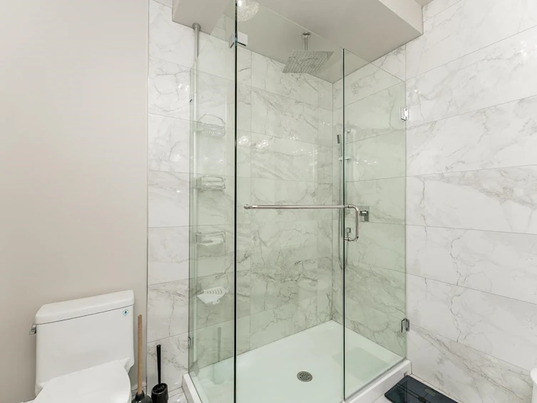 97-17033 Fraser Highway, Surrey, BC, V4N 6V2 - 17