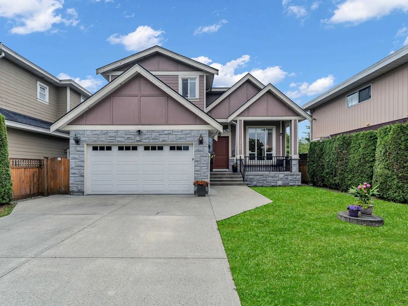 3768 Jambor Court, Burnaby BC V5G 0A8