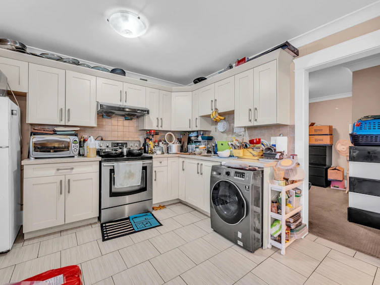 3768 Jambor Court, Burnaby, BC, V5G 0A8 - 35