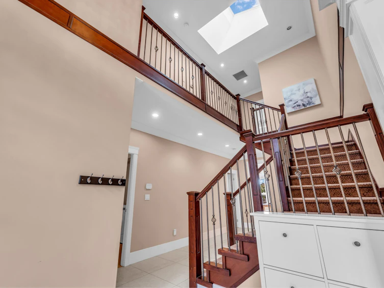 3768 Jambor Court, Burnaby, BC, V5G 0A8 - 23