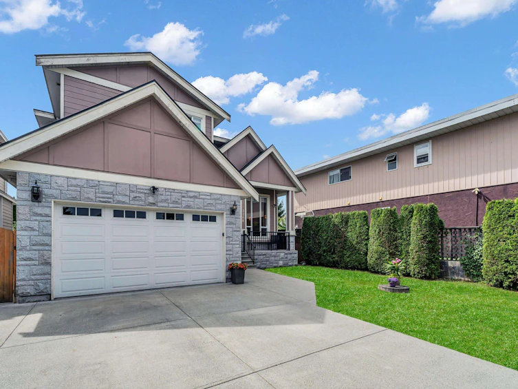 3768 Jambor Court, Burnaby, BC, V5G 0A8 - 2