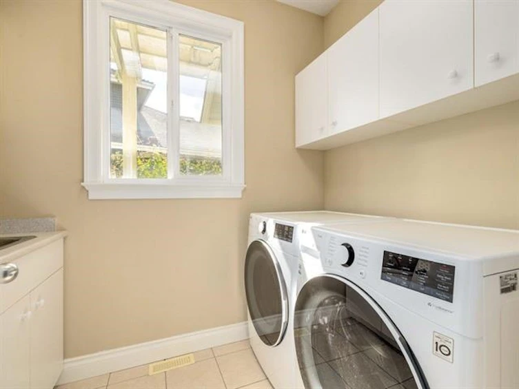 15736 38a Avenue, Surrey, BC, V3Z 0K8 - 20