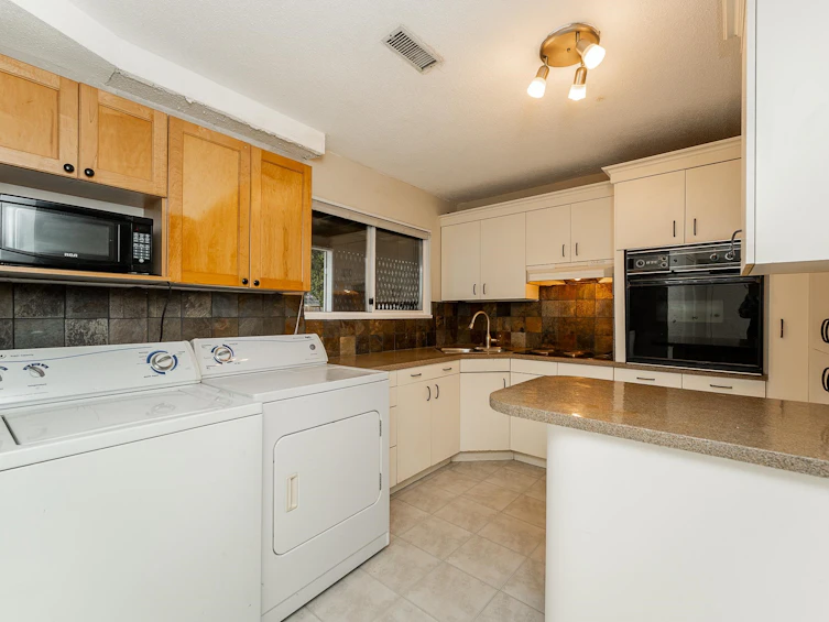 3971 Hamilton Street, Port Coquitlam, BC, V3B 3A8 - 25