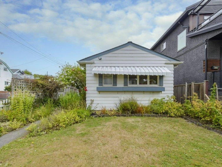 125 E 48th Avenue, Vancouver, BC, V5W 2C7 - 26