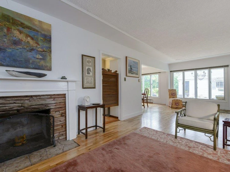 125 E 48th Avenue, Vancouver, BC, V5W 2C7