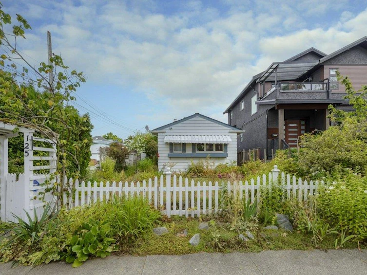 125 E 48th Avenue, Vancouver, BC, V5W 2C7 - 24
