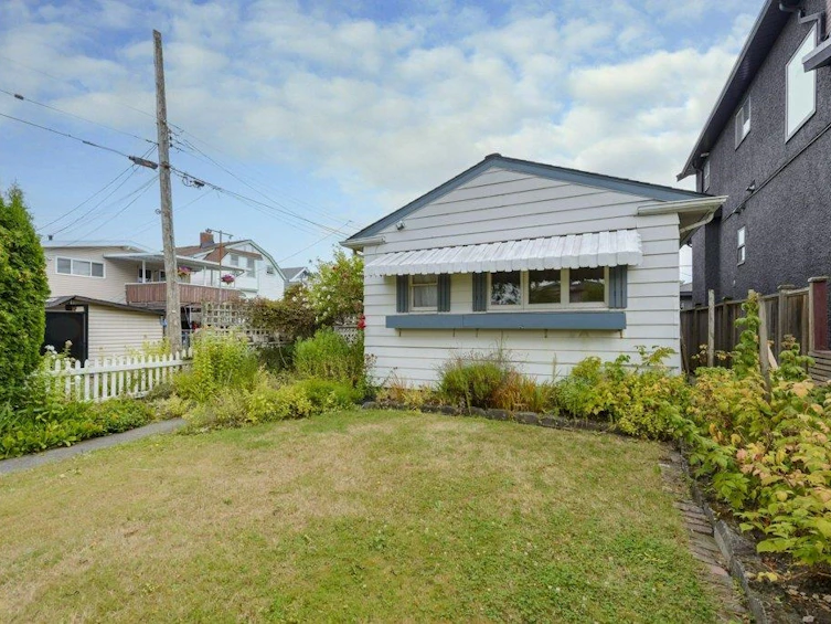125 E 48th Avenue, Vancouver, BC, V5W 2C7 - 27