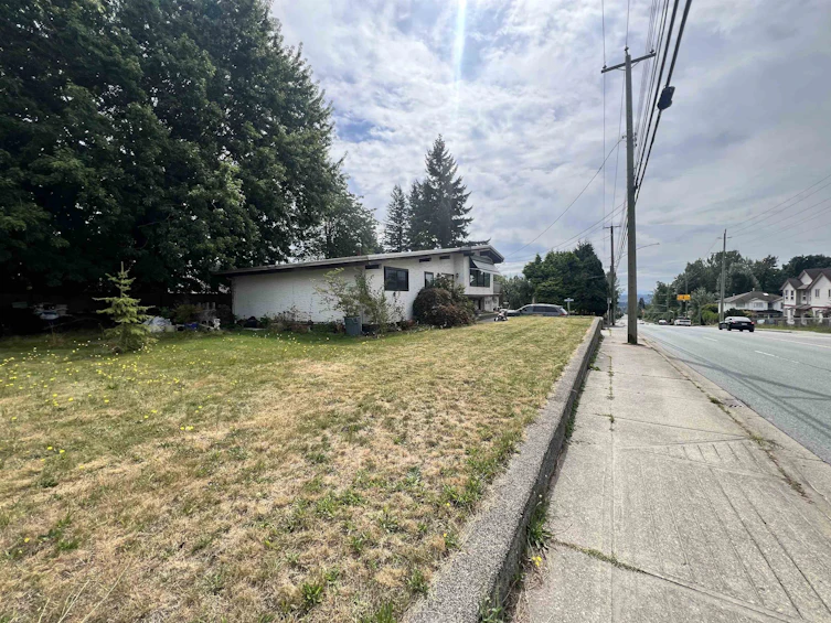 8086 Cedar Street, Mission, BC, V2V 3N3 - 31