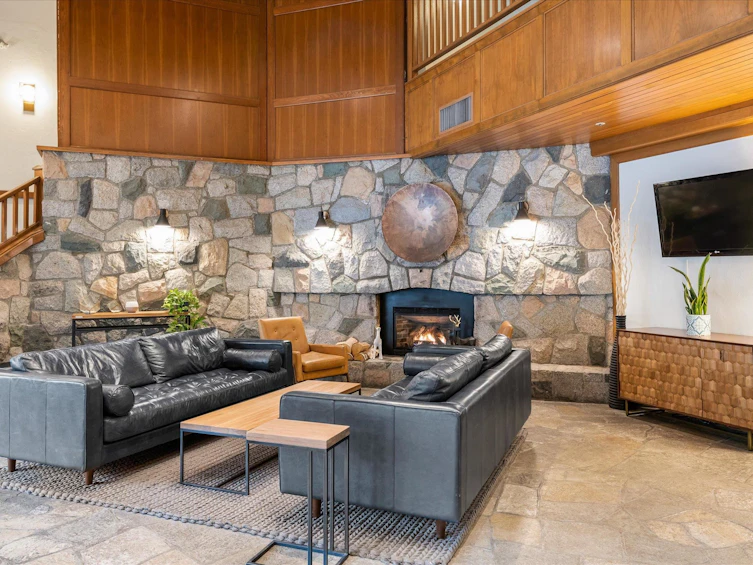 307-4122 Village Green Way, Whistler, BC, V8E 1G9 - 15