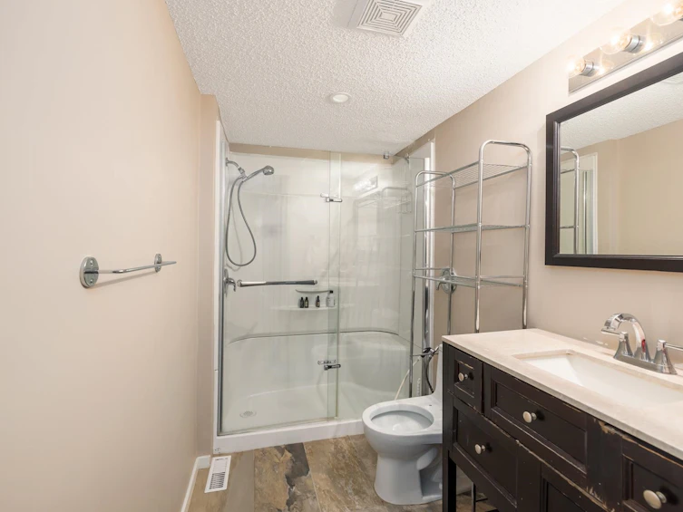 1135 Heritage Boulevard, North Vancouver, BC, V7J 3G8 - 10