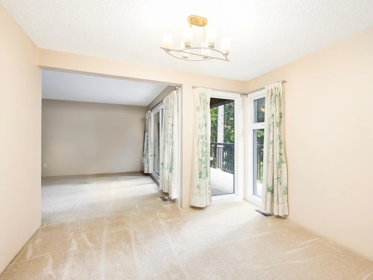 1135 Heritage Boulevard, North Vancouver, BC, V7J 3G8 - 7