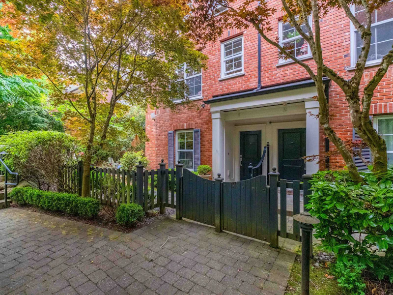 1 - 5808 Tisdall Street, Vancouver BC V5Z 3N2
