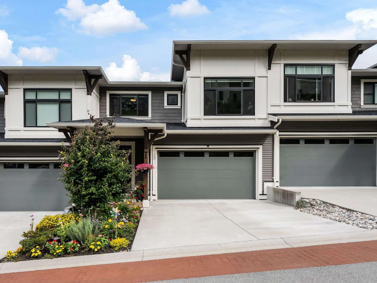 25-43575 Chilliwack Mountain Road, Chilliwack, BC, V2R 4A1