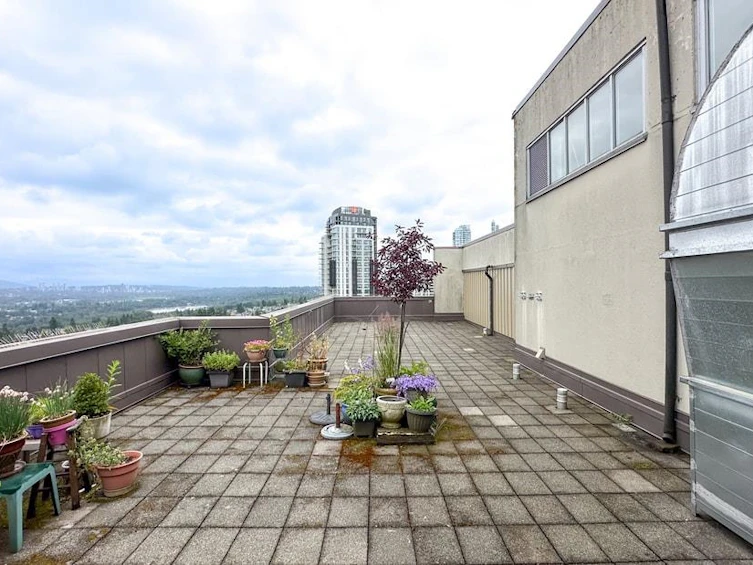 2204-4160 Sardis Street, Burnaby, BC, V5H 1K2 - 26