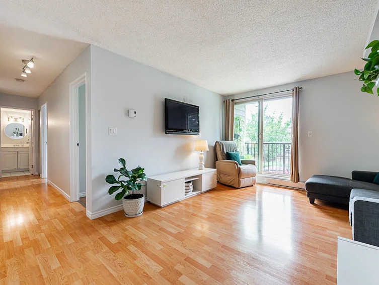 202-1103 Howie Avenue, Coquitlam, BC, V3J 1T9 - 5
