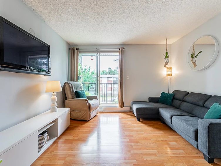 202-1103 Howie Avenue, Coquitlam, BC, V3J 1T9 - 2