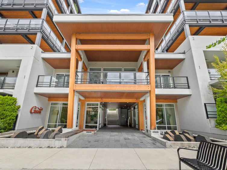 TH1-128 E 8th Street, North Vancouver, BC, V7L 0H2 - 40