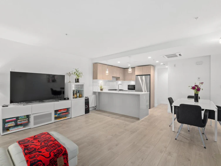 TH1-128 E 8th Street, North Vancouver, BC, V7L 0H2 - 6