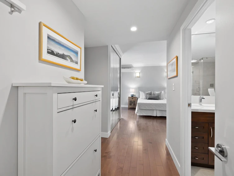 2302-1500 Howe Street, Vancouver, BC, V6Z 2N1 - 16