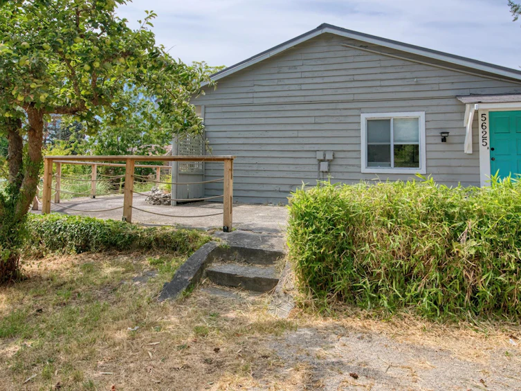 5625 O'brian Road, Halfmoon Bay, BC, V7Z 1E9 - 23