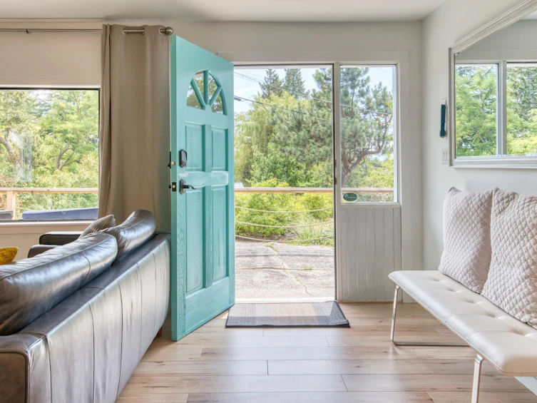 5625 O'brian Road, Halfmoon Bay, BC, V7Z 1E9 - 3