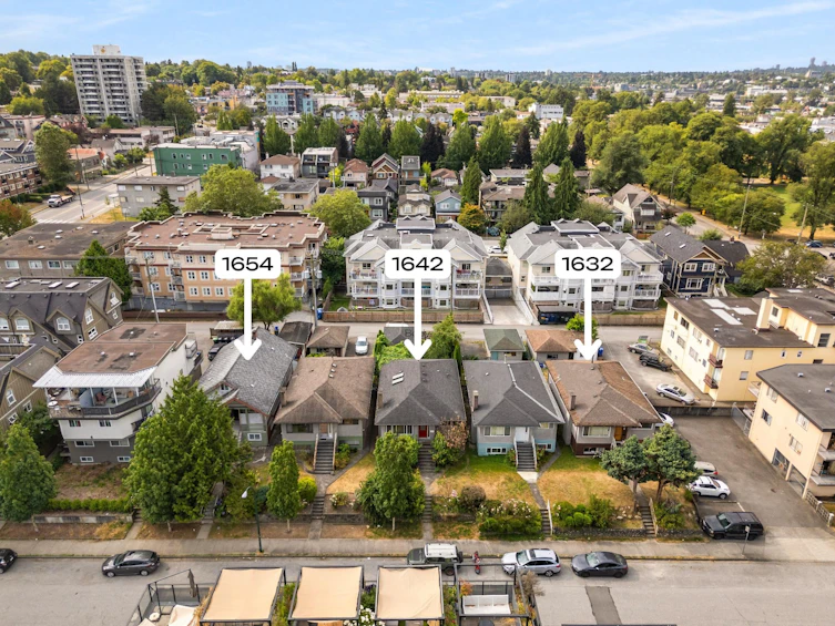1632 E Pender Street, Vancouver, BC, V5L 1W3