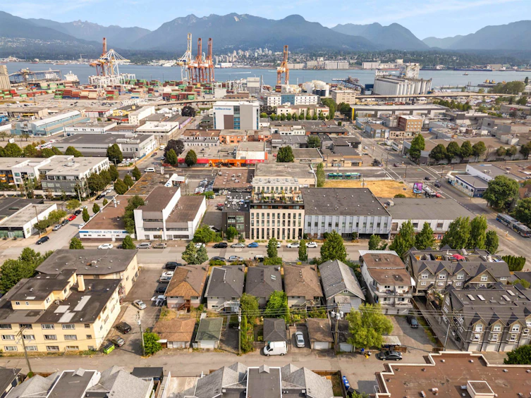 1632 E Pender Street, Vancouver, BC, V5L 1W3 - 5