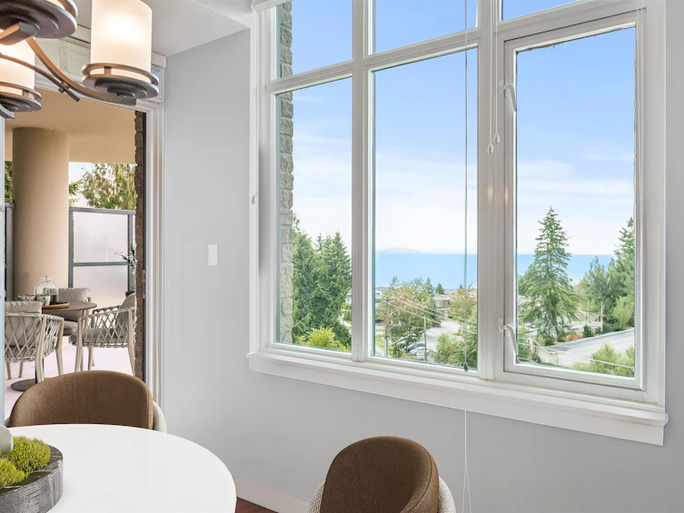 503-14824 North Bluff Road, Surrey, BC, V4B 3E2 - 14