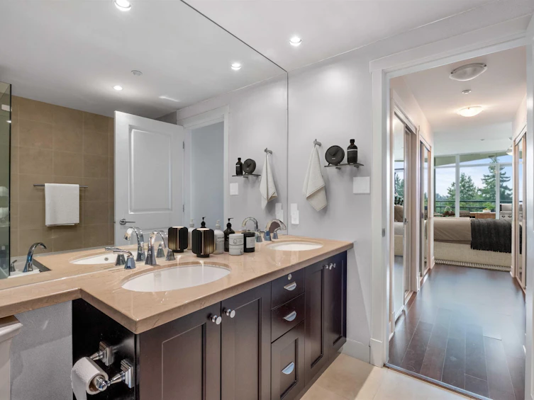 503-14824 North Bluff Road, Surrey, BC, V4B 3E2 - 24