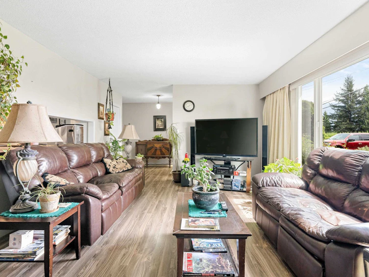 48125 Yale Road, Chilliwack, BC, V4Z 0A8 - 5