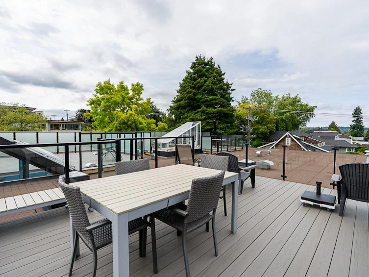 208-2493 W 1st Avenue, Vancouver, BC, V6K 1G5 - 24