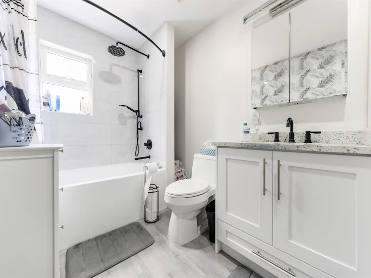 3880 Blundell Road, Richmond, BC, V7C 1G4 - 18