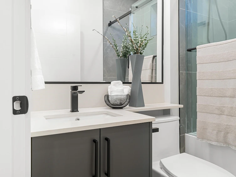 1810 E 55th Avenue, Vancouver, BC, V5P 2A1 - 29