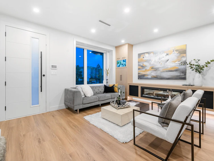 1810 E 55th Avenue, Vancouver, BC, V5P 2A1 - 4