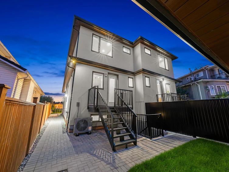 1810 E 55th Avenue, Vancouver, BC, V5P 2A1 - 34